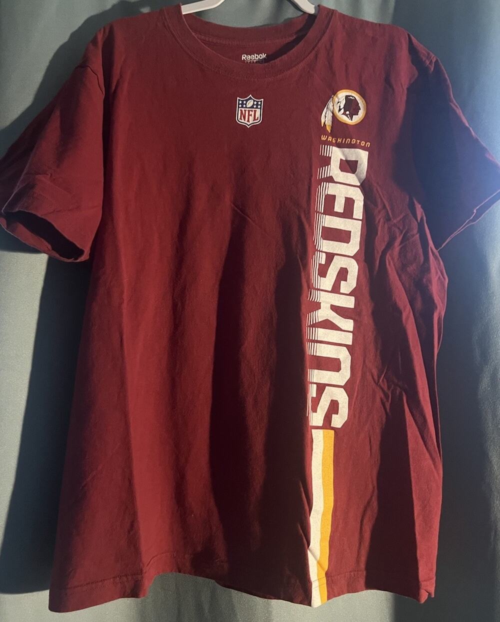 Reebok Y2K 2011 Washington Redskins NFL Football T-Shirt L EUC